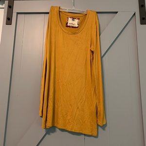 Cupio mustard top